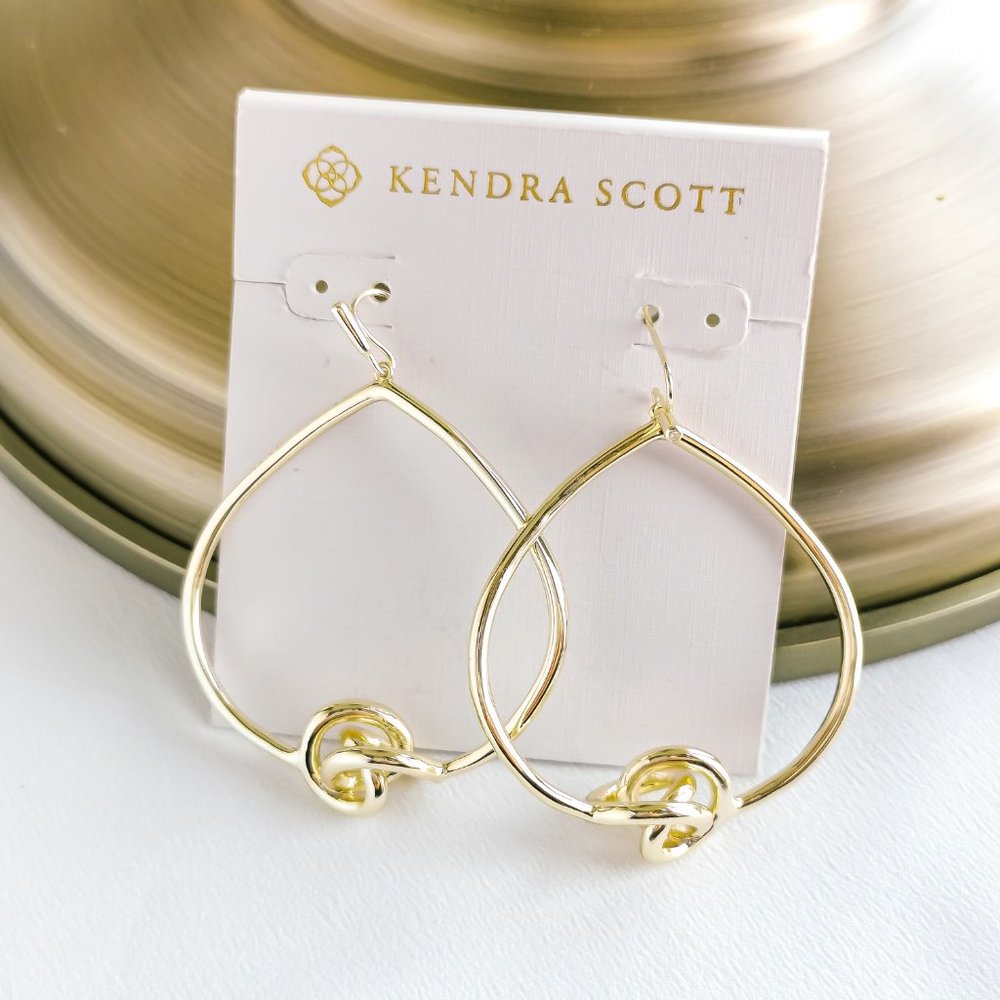 COPY - Presleigh Love Knot Open Frame Earrings Gold
